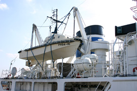 4.9メートル型高速警備救命艇 