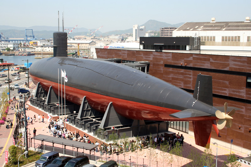 潜水艦「あきしお」 ・てつのくじら館屋外展示